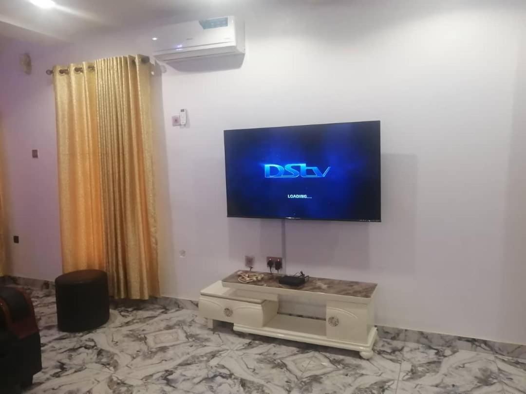 Saint Kingsley Apartment Ибадан Екстериор снимка